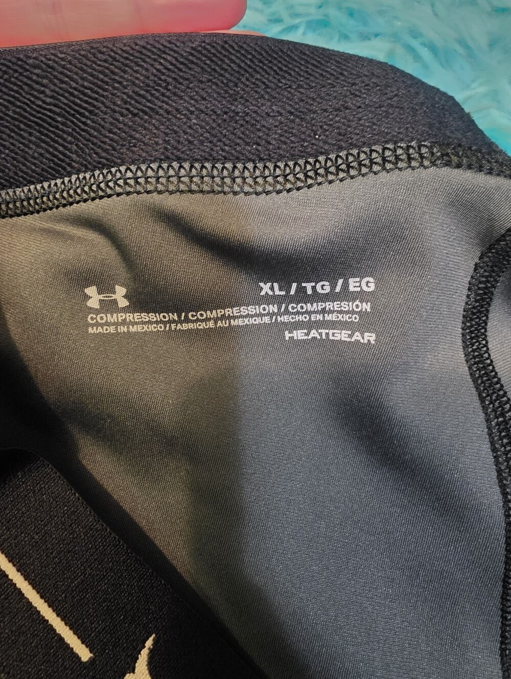 Under Armour Black Botanical Performance Shorts - Picture 4 of 4